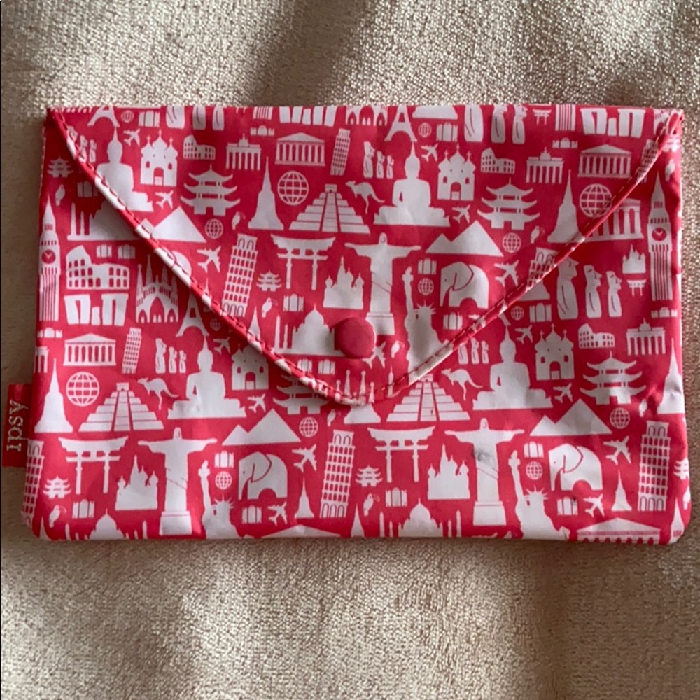 Makeup bag